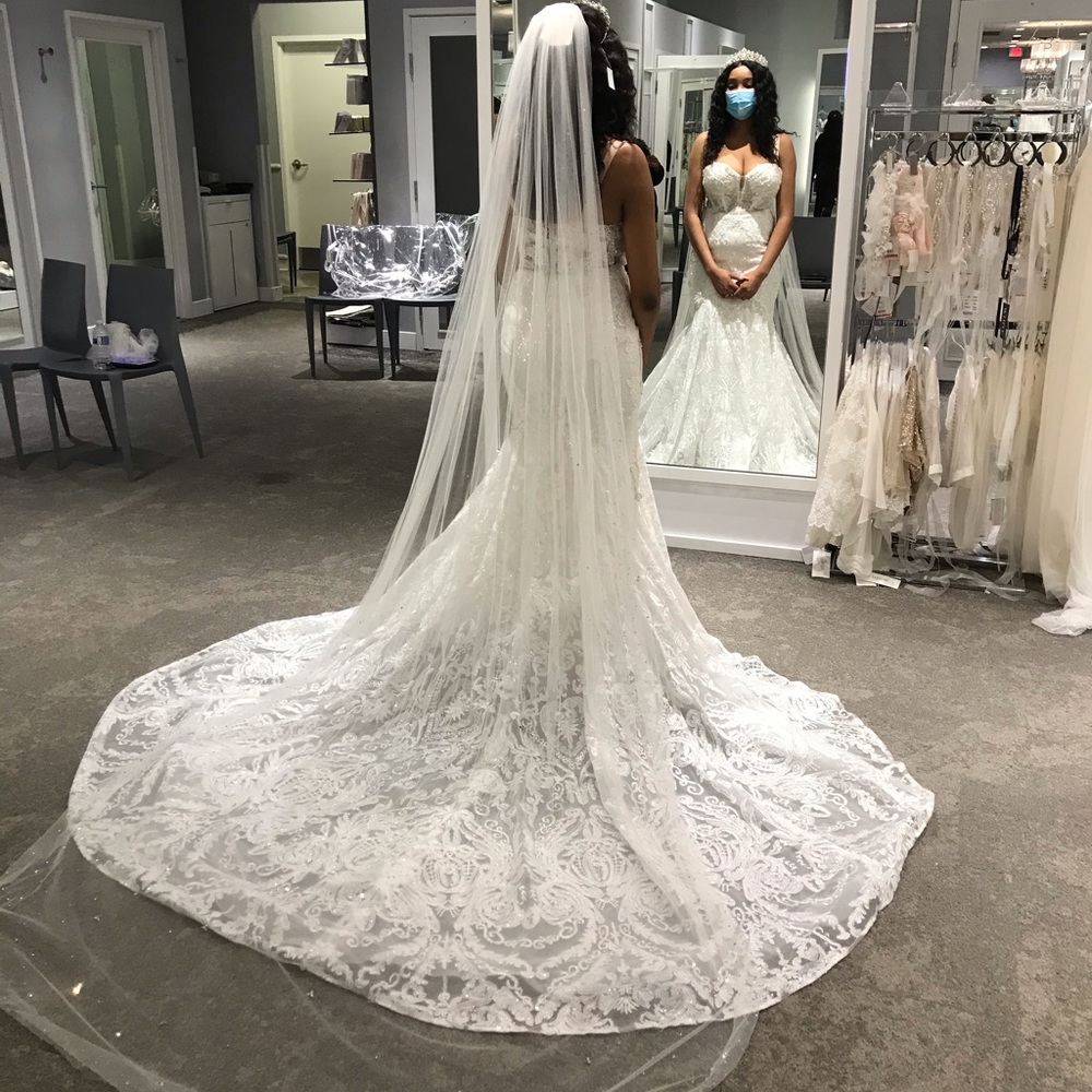 David’s bridal wedding gown